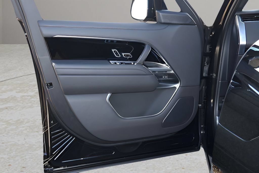 New 2026 Land Rover Range Rover SE AWD/4WD image 10