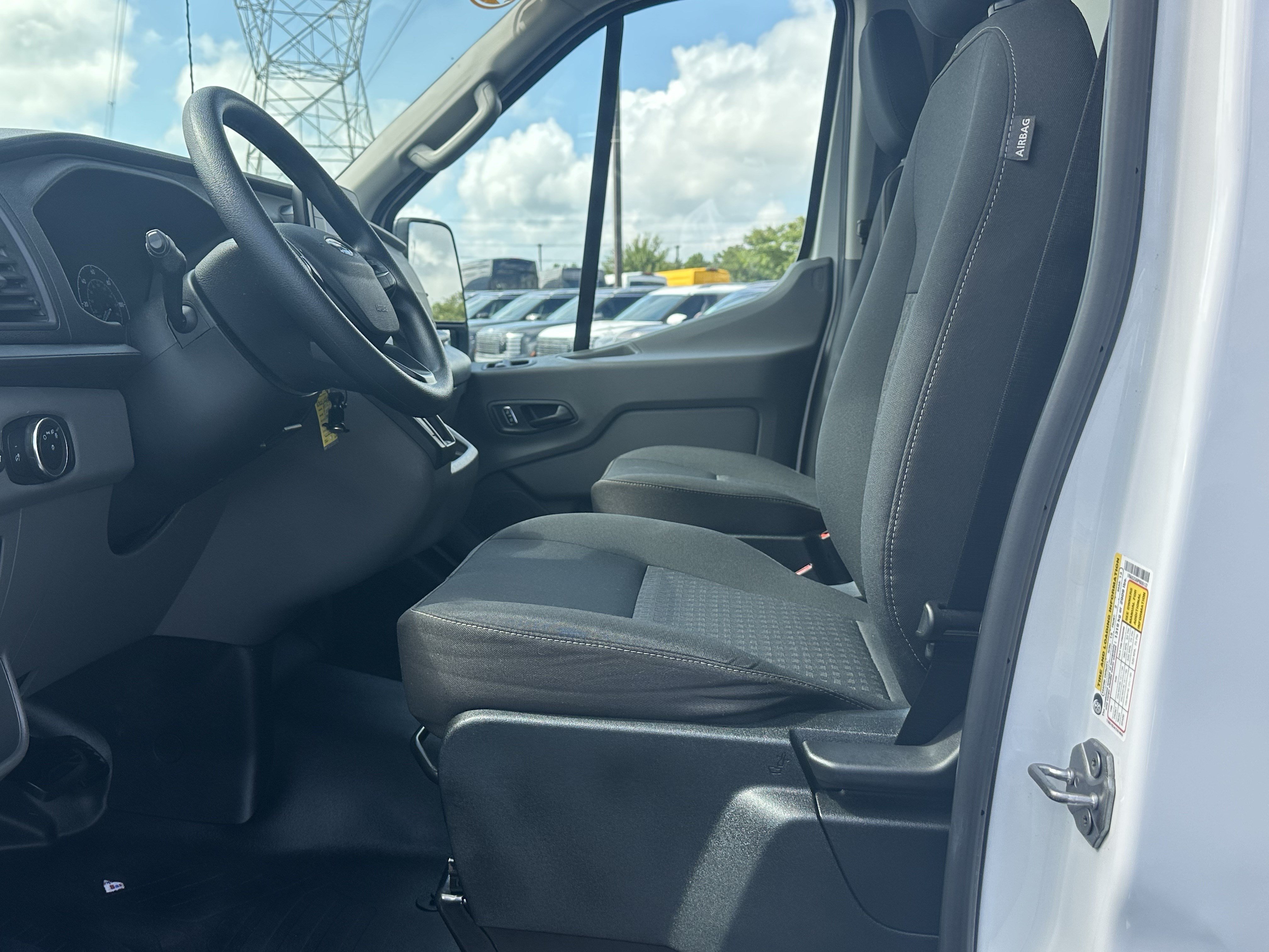 Used 2023 Ford Transit 350 XL RWD image 9