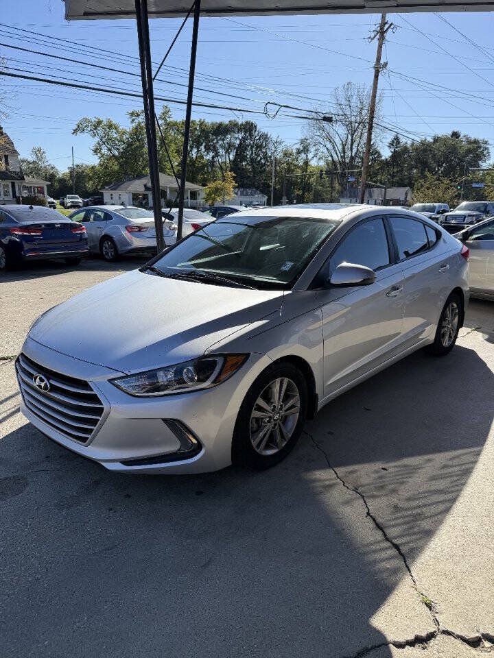 Used 2018 Hyundai Elantra Value Edition FWD image 3