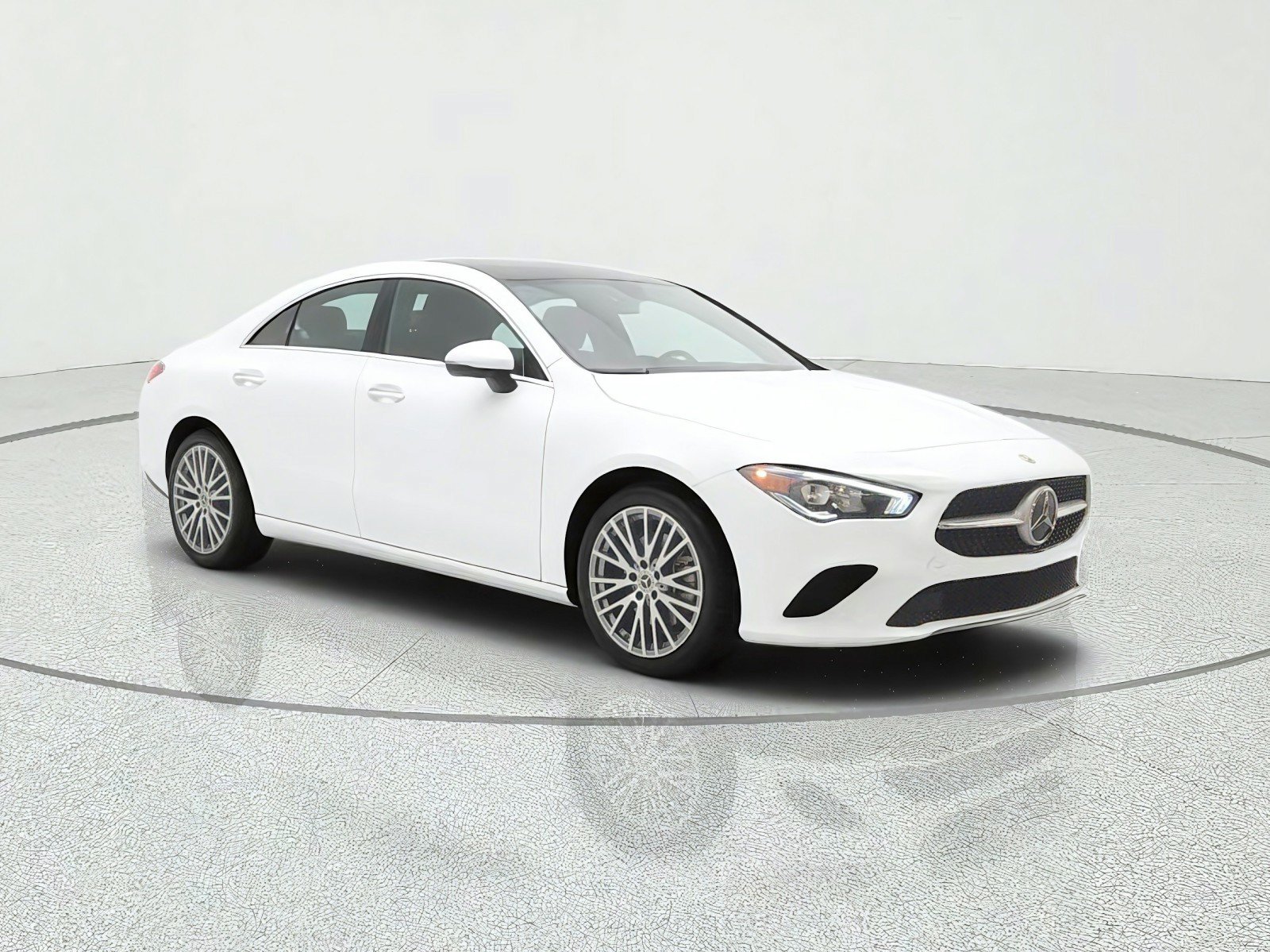 Certified 2022 Mercedes-Benz CLA 250 image 3