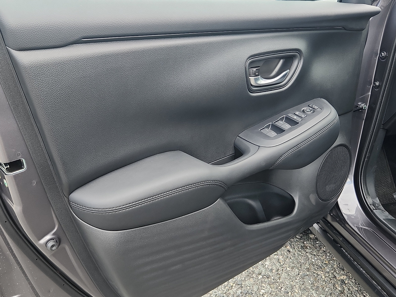 New 2027 Honda HR-V LX image 8
