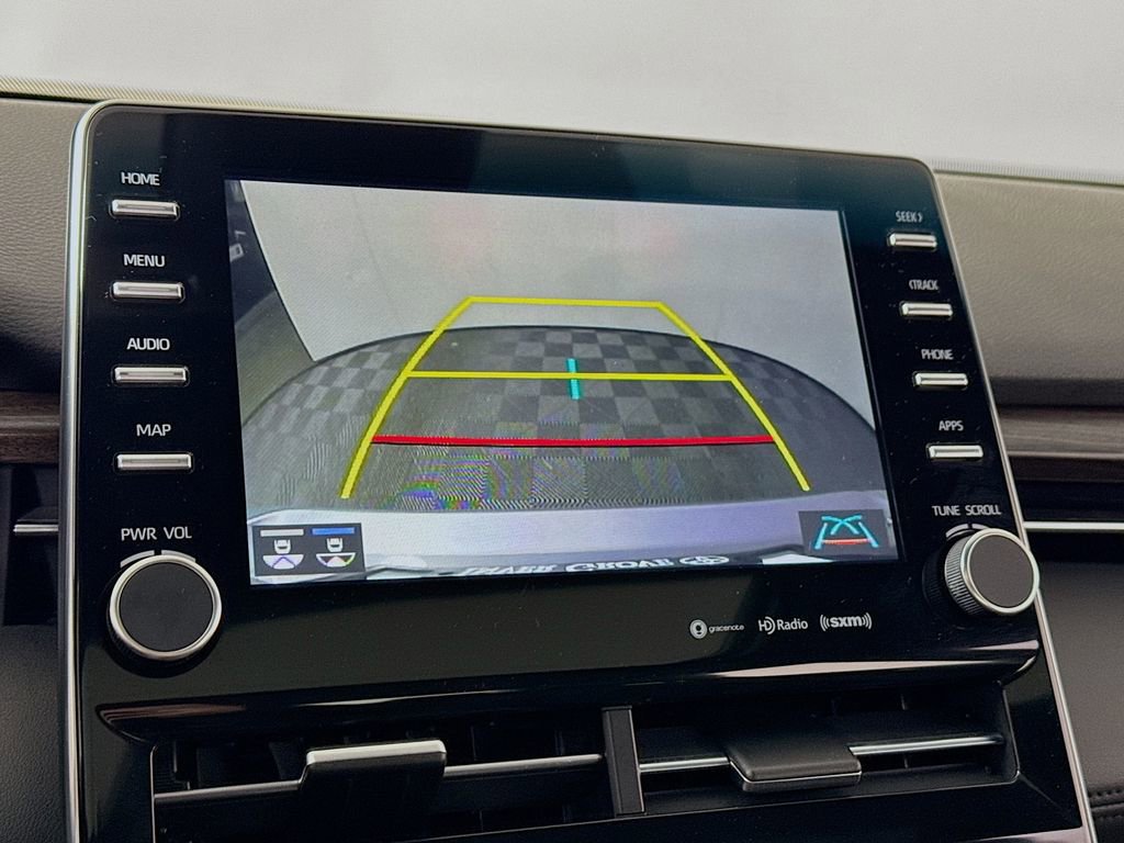 Certified 2019 Toyota Avalon XLE w/ Moonroof Package image 17