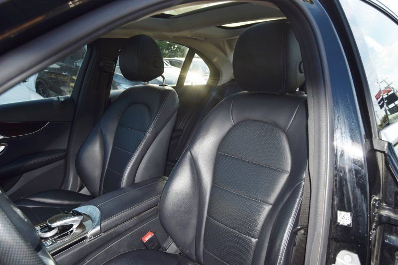 Used 2016 Mercedes-Benz C 300 4MATIC Sedan image 18