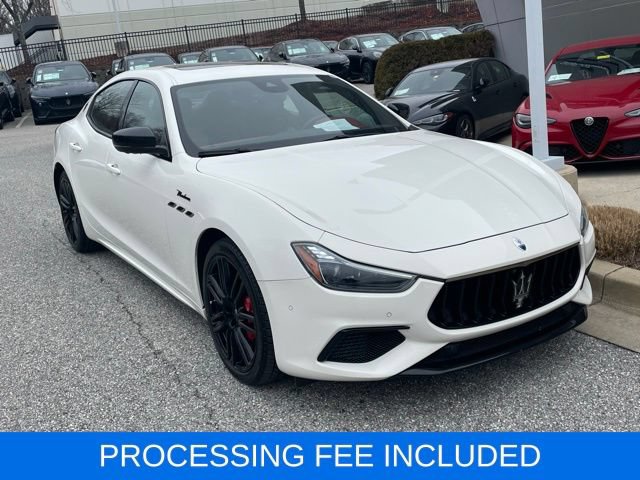 Used 2023 Maserati Ghibli Modena Q4 AWD/4WD video 1