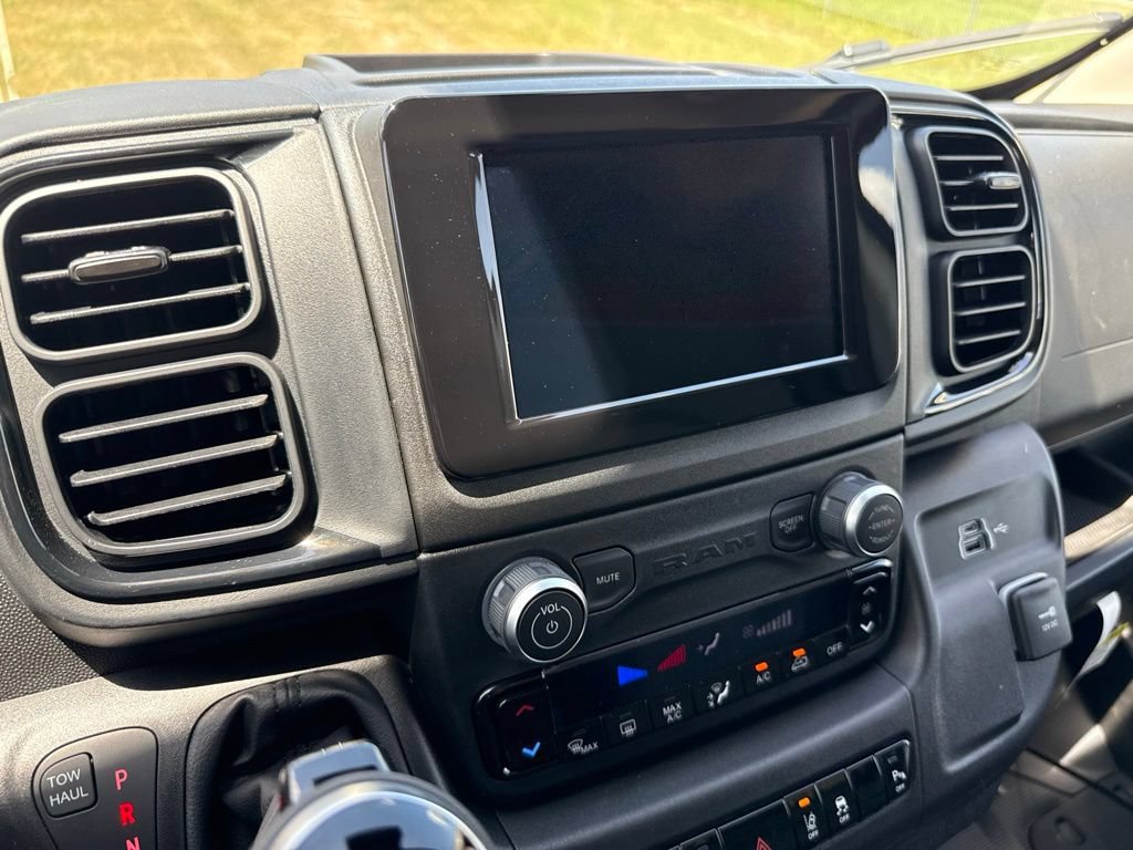 New 2027 RAM ProMaster 2500 w/ Safety Group FWD image 17
