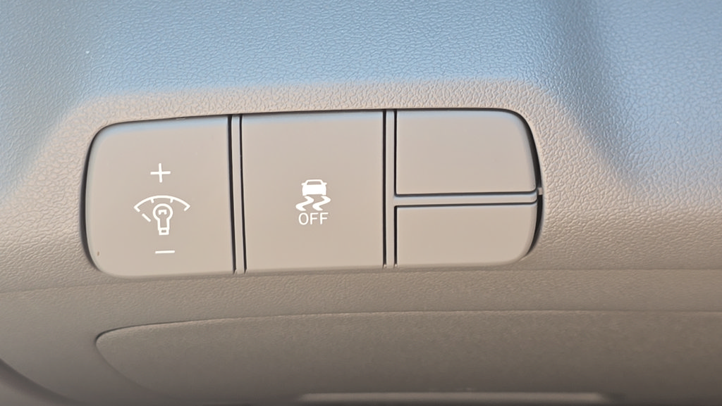 New 2026 Hyundai Elantra Sport FWD image 23