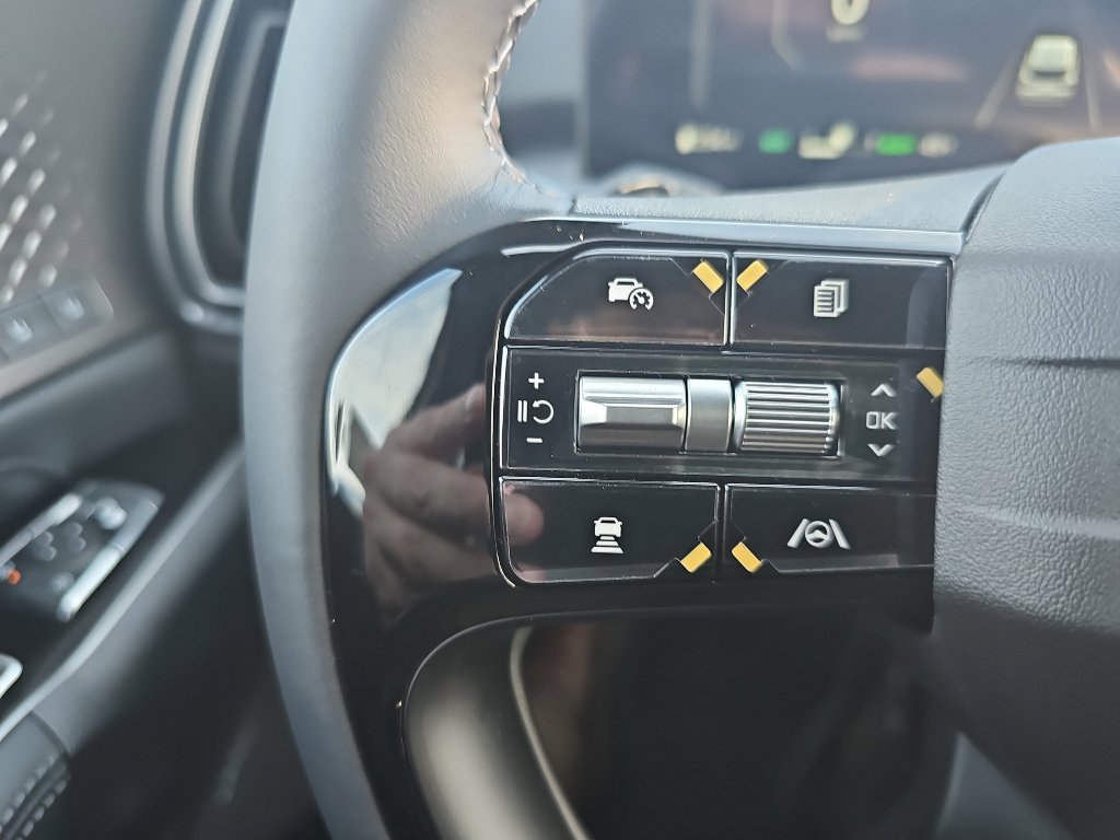 New 2026 Kia Sorento SX Prestige image 37