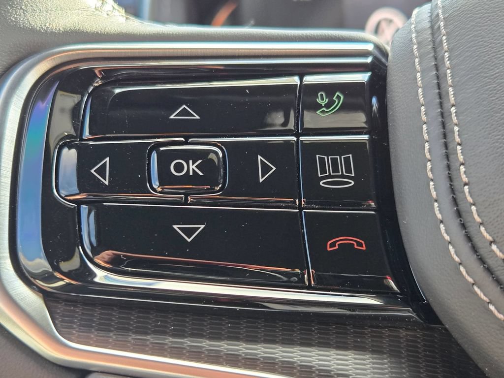 New 2026 Jeep Grand Wagoneer Summit AWD/4WD image 20
