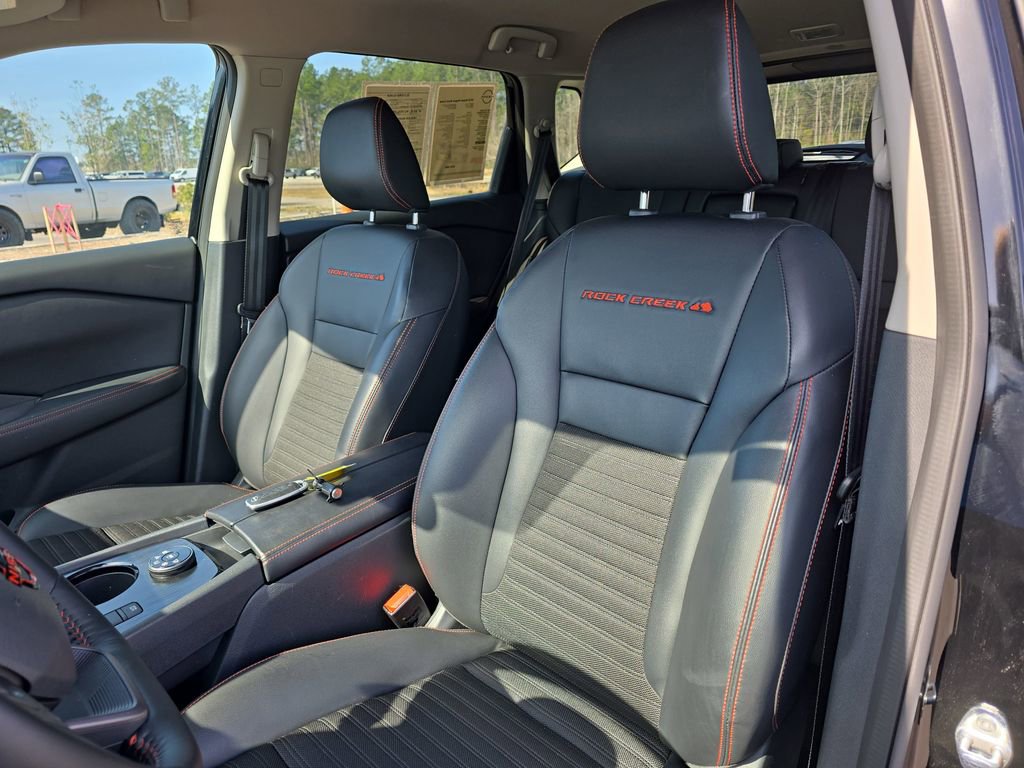 Used 2025 Nissan Rogue SV image 19