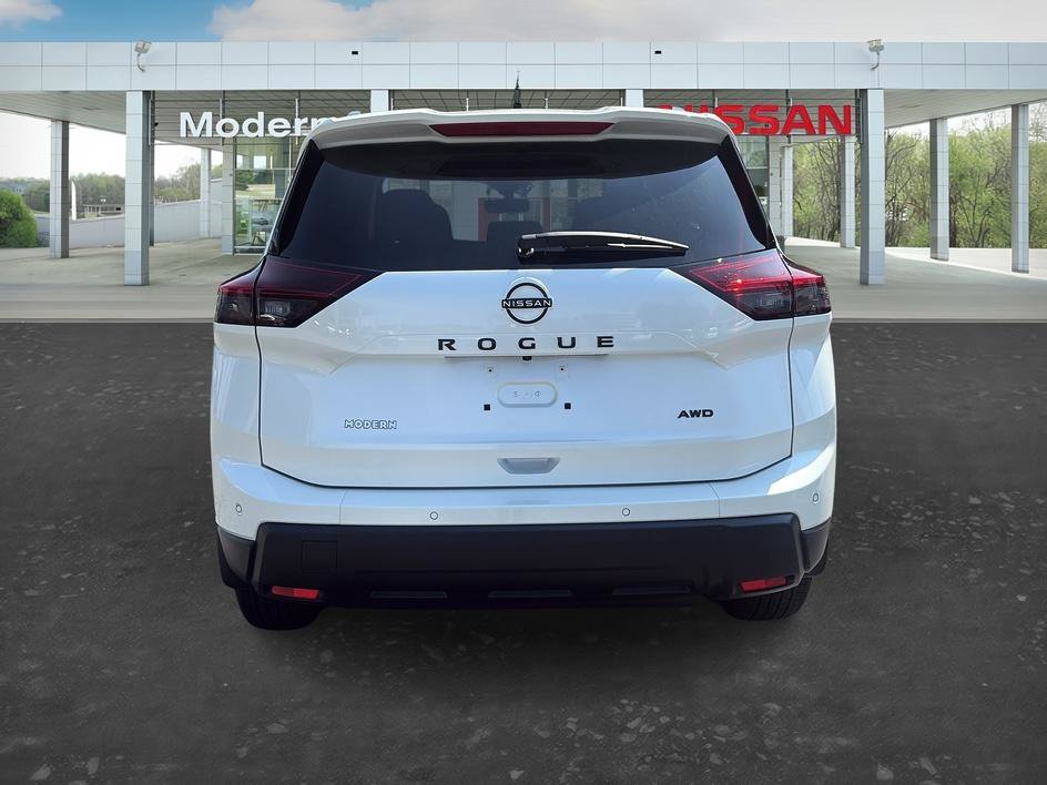 Certified 2026 Nissan Rogue Dark Armor AWD/4WD image 4