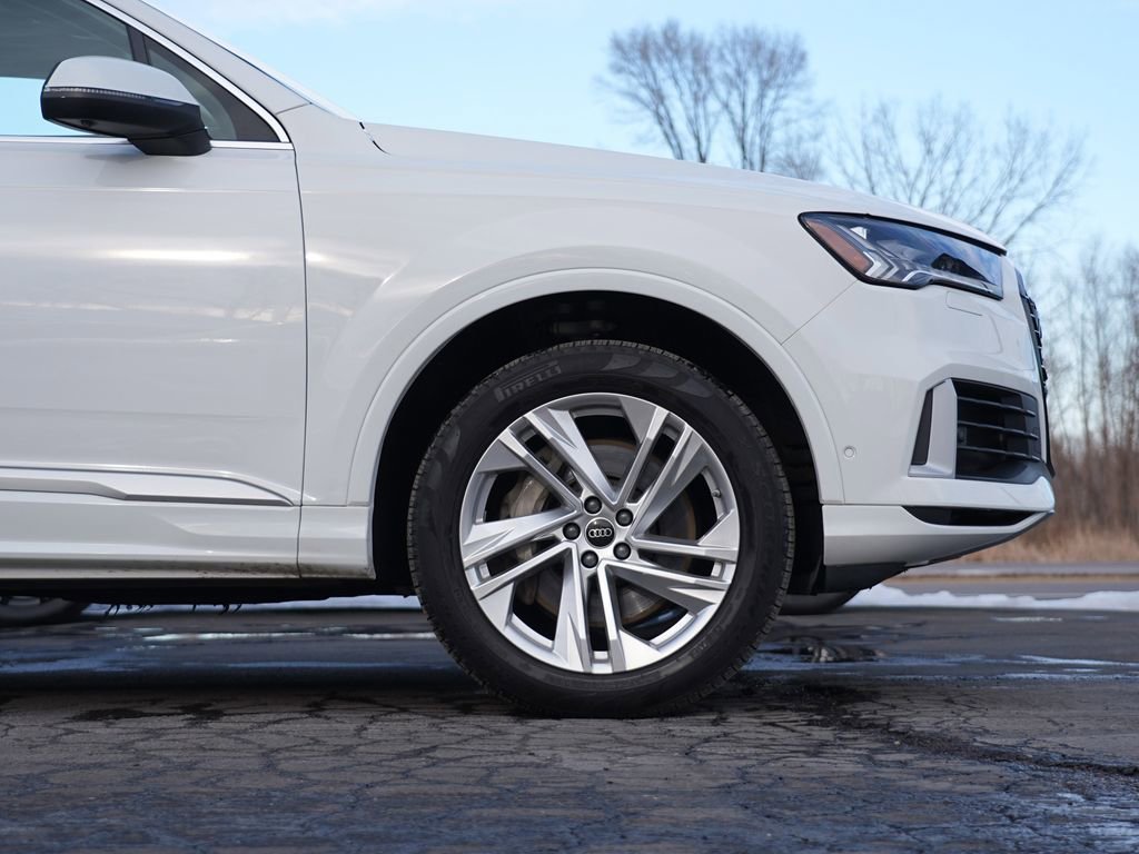 Used 2024 Audi Q7 3.0T Premium Plus image 12