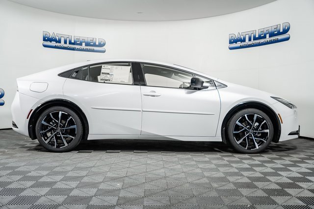 New 2026 Toyota Prius Plug-In Hybrid image 11