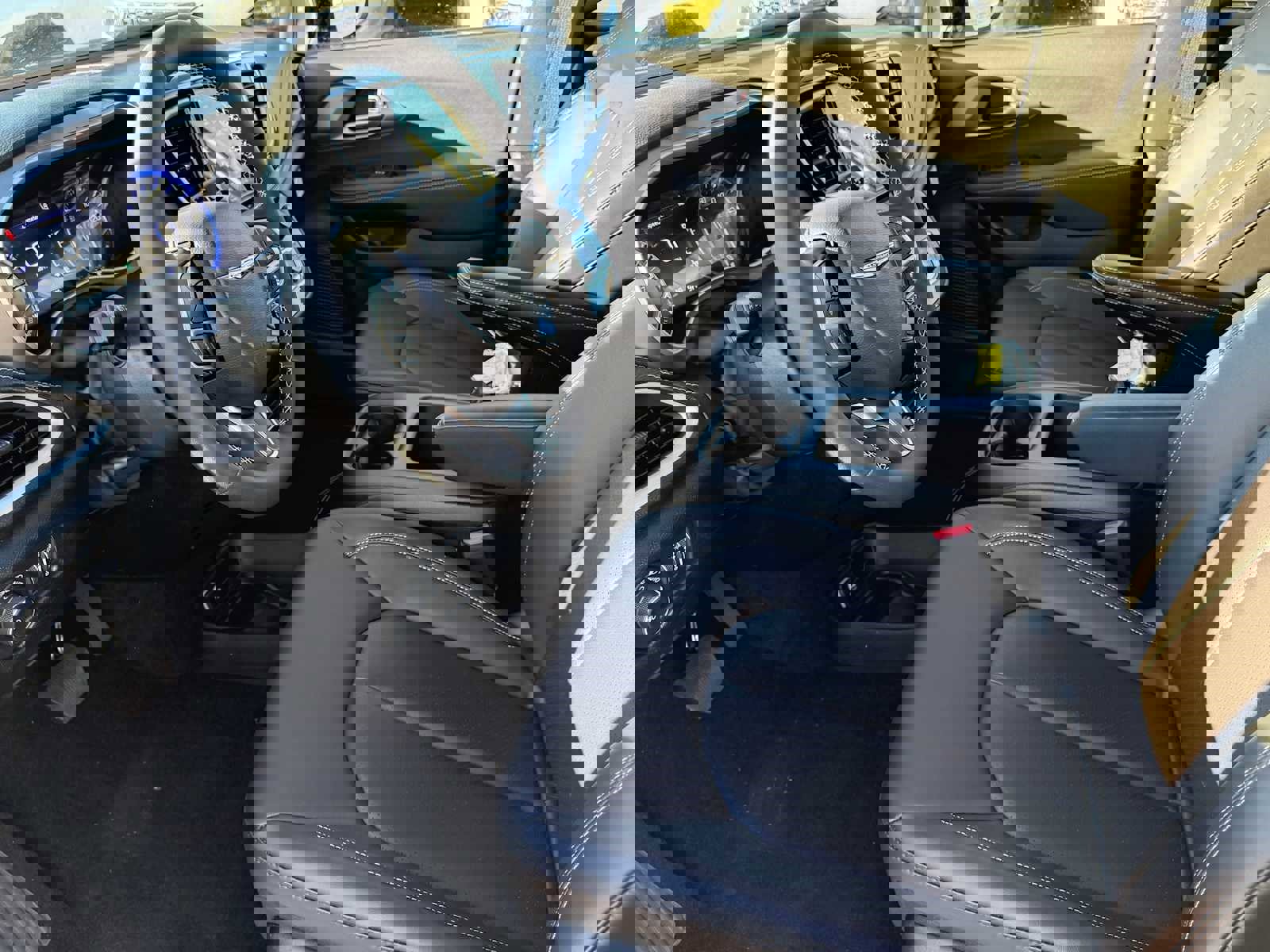 New 2026 Chrysler Pacifica Select image 9