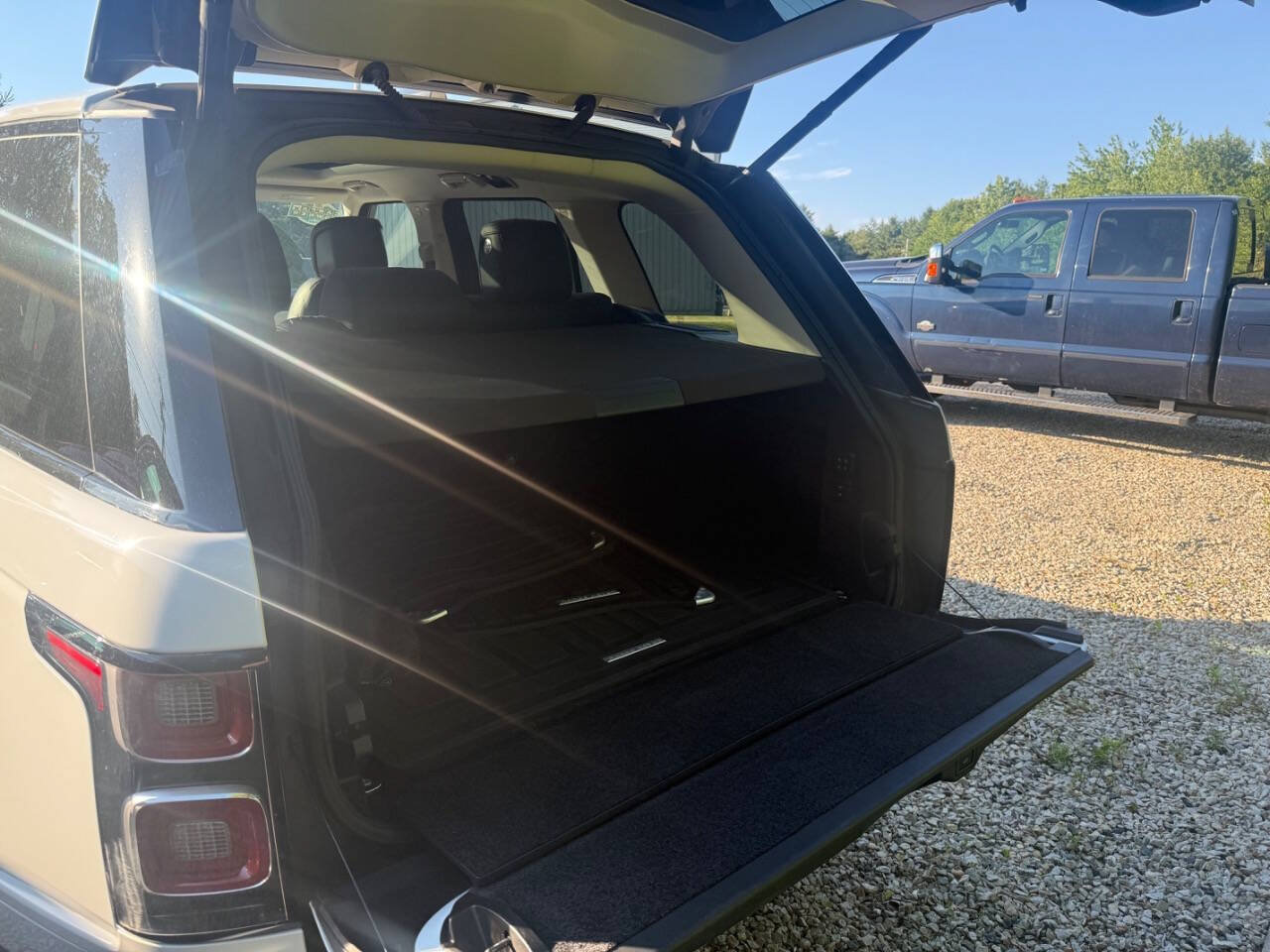 Used 2018 Land Rover Range Rover HSE AWD/4WD image 23