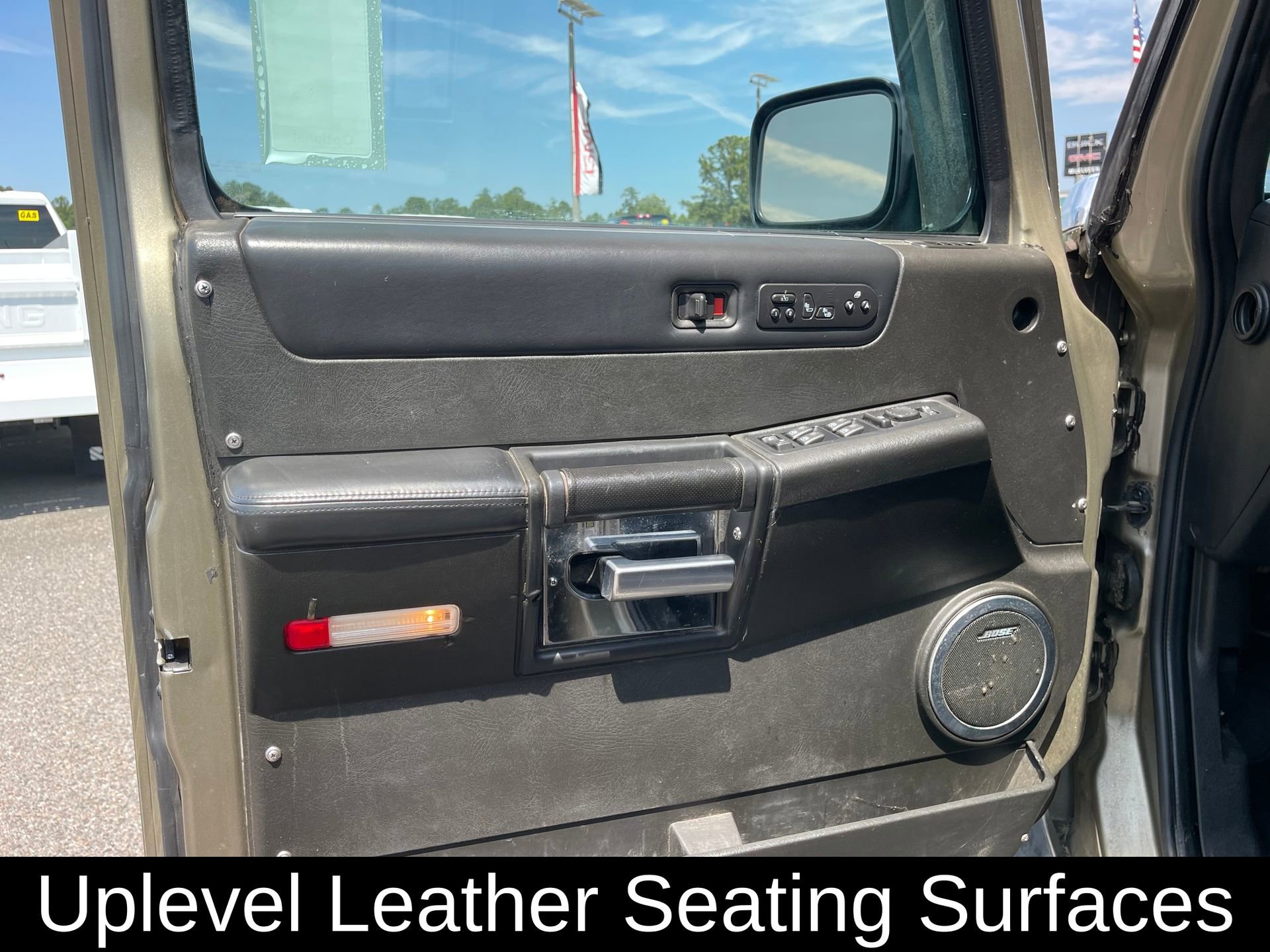 Used 2005 HUMMER H2 SUT w/ Preferred Equipment Group image 11