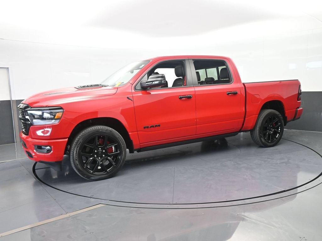 Used 2023 RAM 1500 Laramie AWD/4WD image 2
