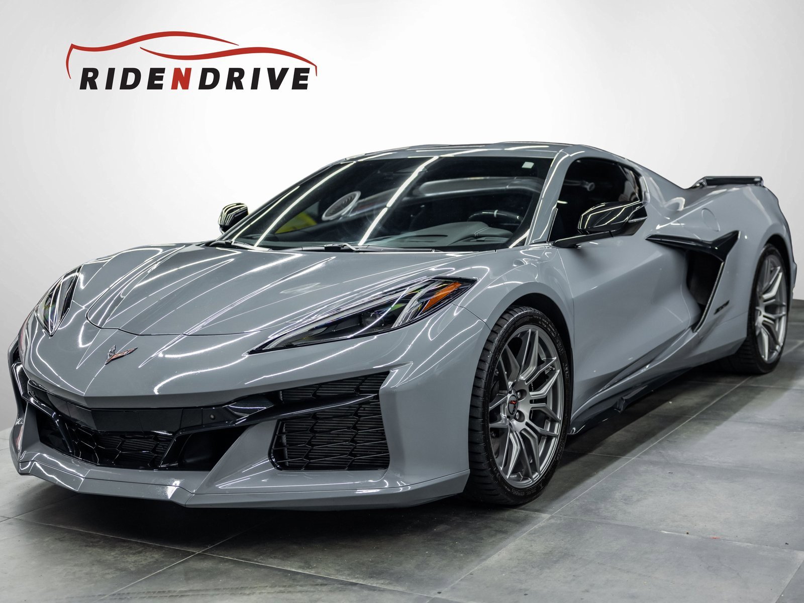 Used 2024 Chevrolet Corvette Z06 w/ Battery Protection Package