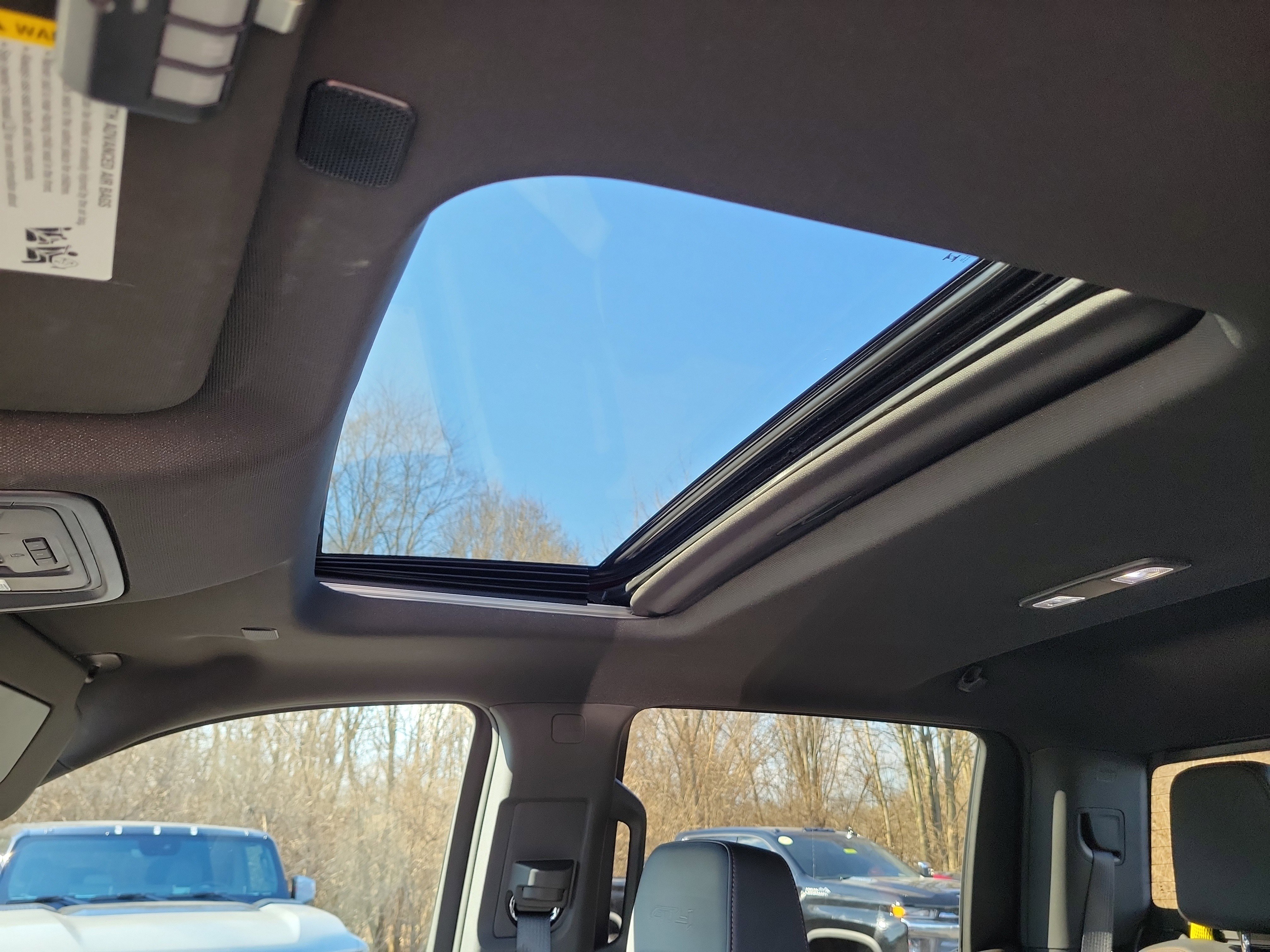 Certified 2025 GMC Sierra 1500 AT4 w/ AT4 Premium Package image 18