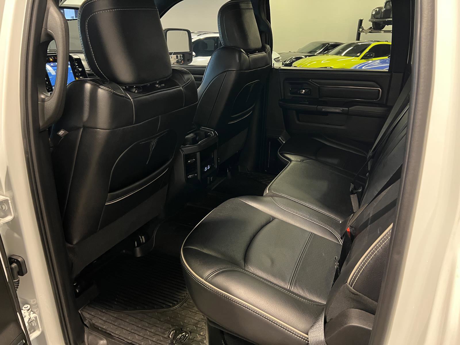 Used 2023 RAM 2500 Limited image 30