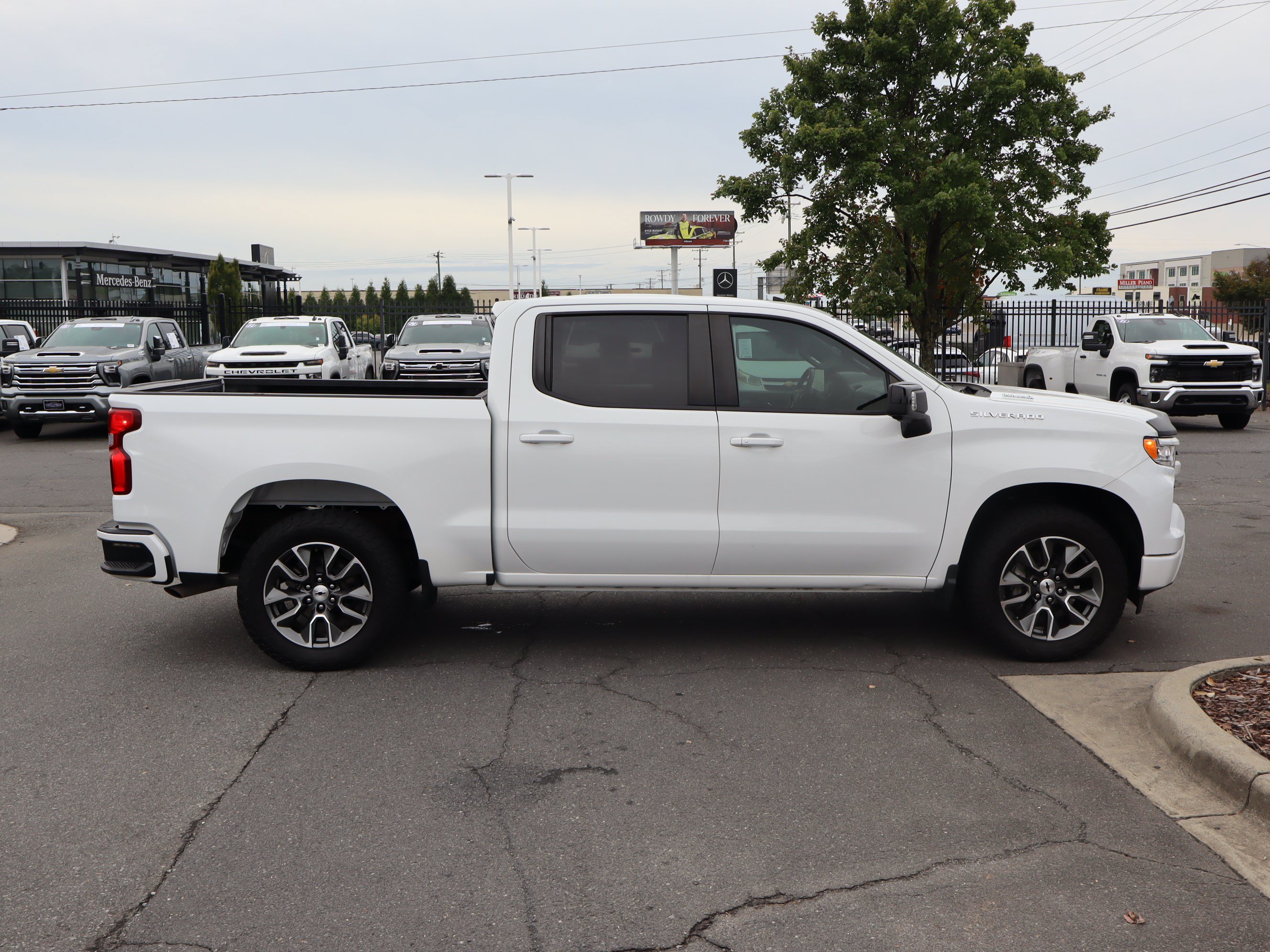 Used 2024 Chevrolet Silverado 1500 RST w/ All Star Edition Plus AWD/4WD image 11