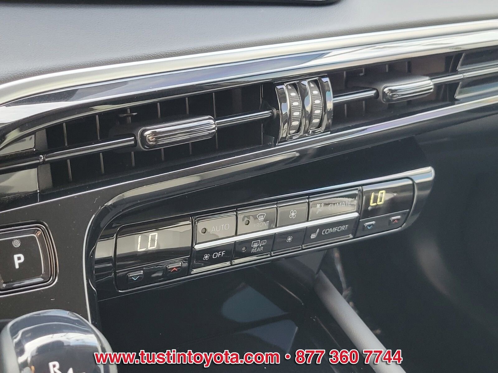 Used 2025 Toyota Mirai XLE RWD image 22