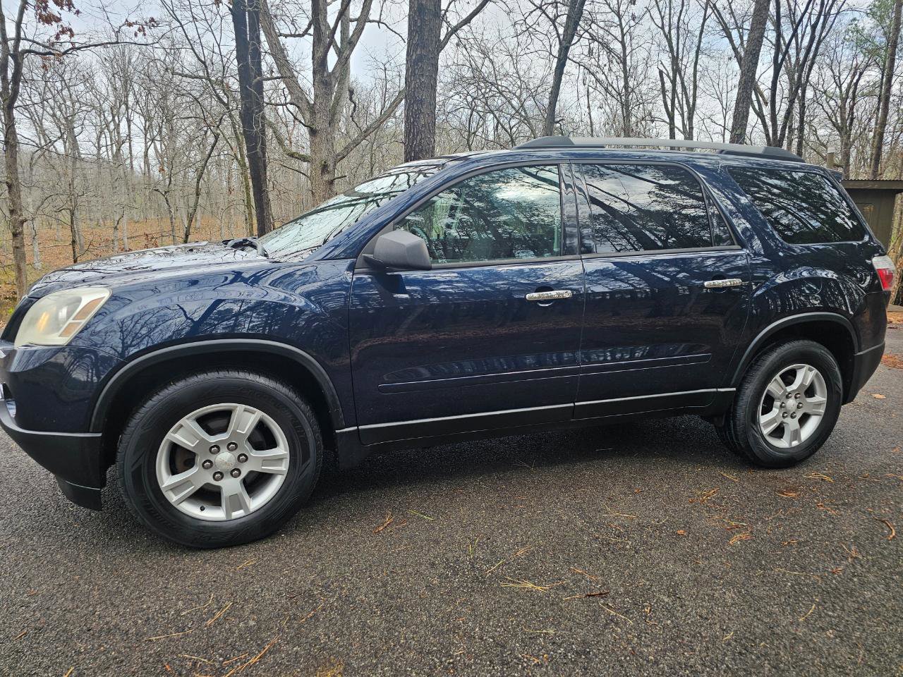 Used 2012 GMC Acadia SLE image 11