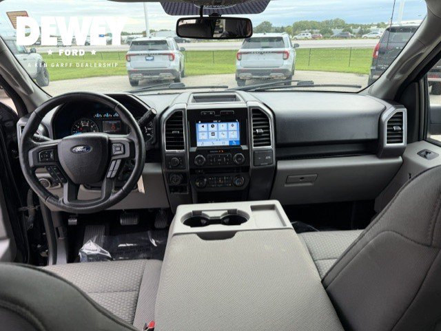 Used 2016 Ford F150 XLT w/ Equipment Group 302A Luxury AWD/4WD image 31