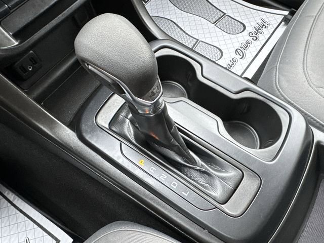 Certified 2022 Chevrolet Colorado W/T w/ WT Convenience Package image 15