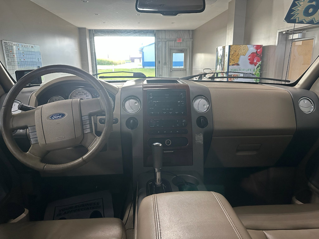 Used 2006 Ford F150 Lariat image 12