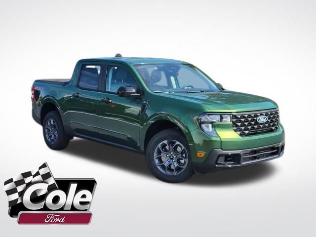 New 2025 Ford Maverick XLT w/ XLT Luxury Package