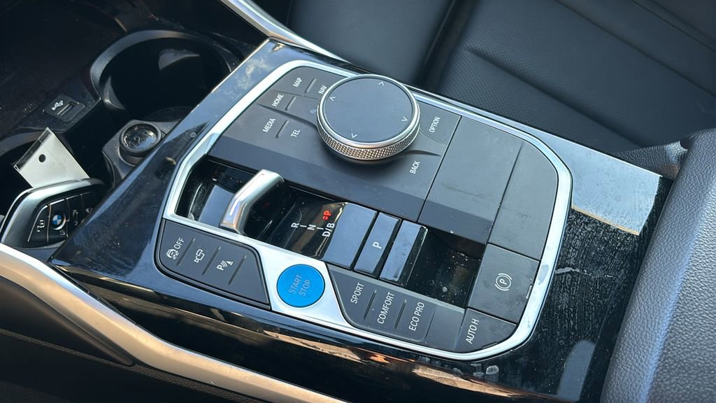 Used 2024 BMW i4 xDrive40i image 21