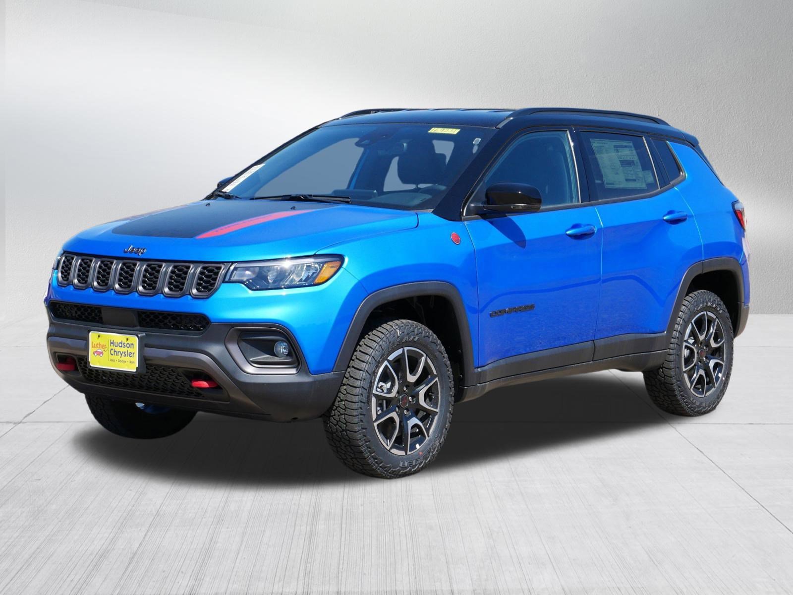 New 2026 Jeep Compass Trailhawk AWD/4WD image 4