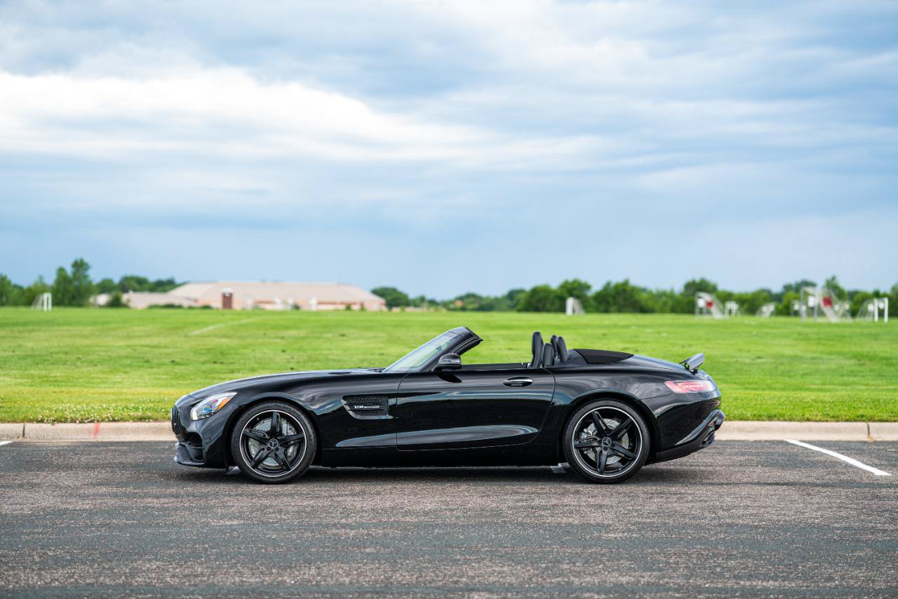 Used 2019 Mercedes-Benz AMG GT Roadster image 21