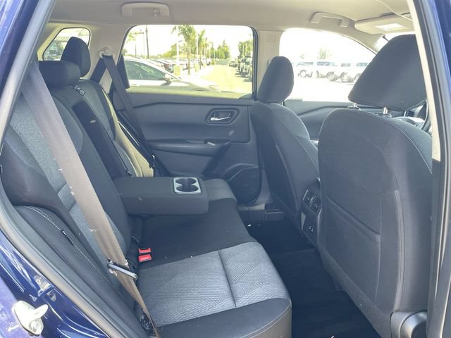 Used 2025 Nissan Rogue SV FWD image 26