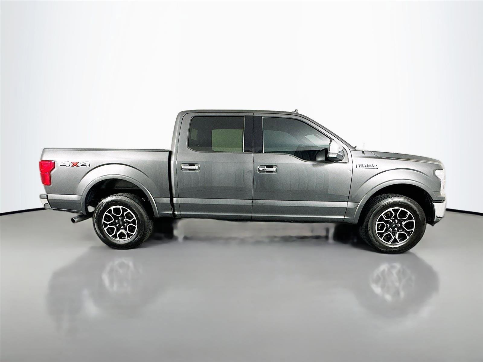 Used 2019 Ford F150 Lariat w/ Equipment Group 502A Luxury AWD/4WD image 17