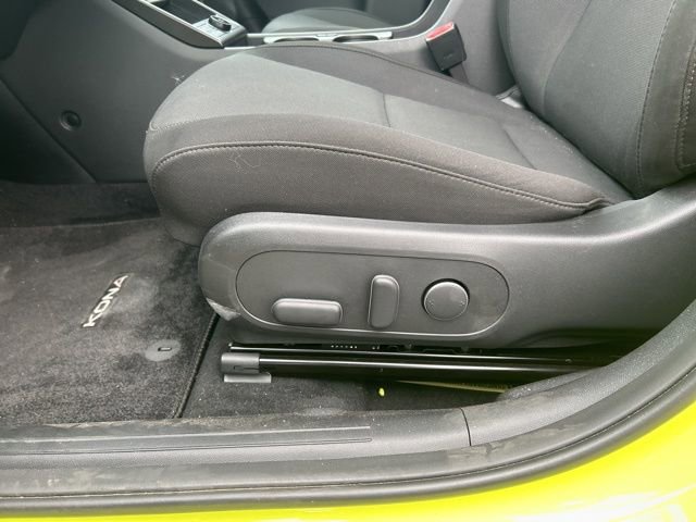 Used 2024 Hyundai Kona SEL image 13