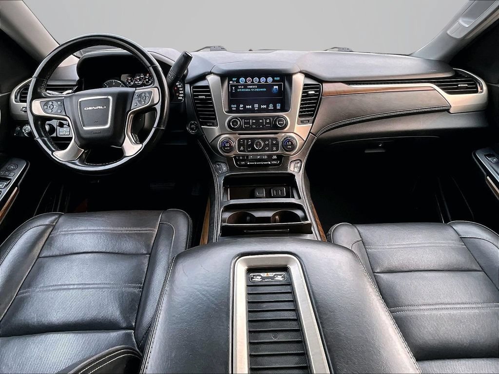 Used 2020 GMC Yukon XL Denali w/ Denali Ultimate Package AWD/4WD image 17