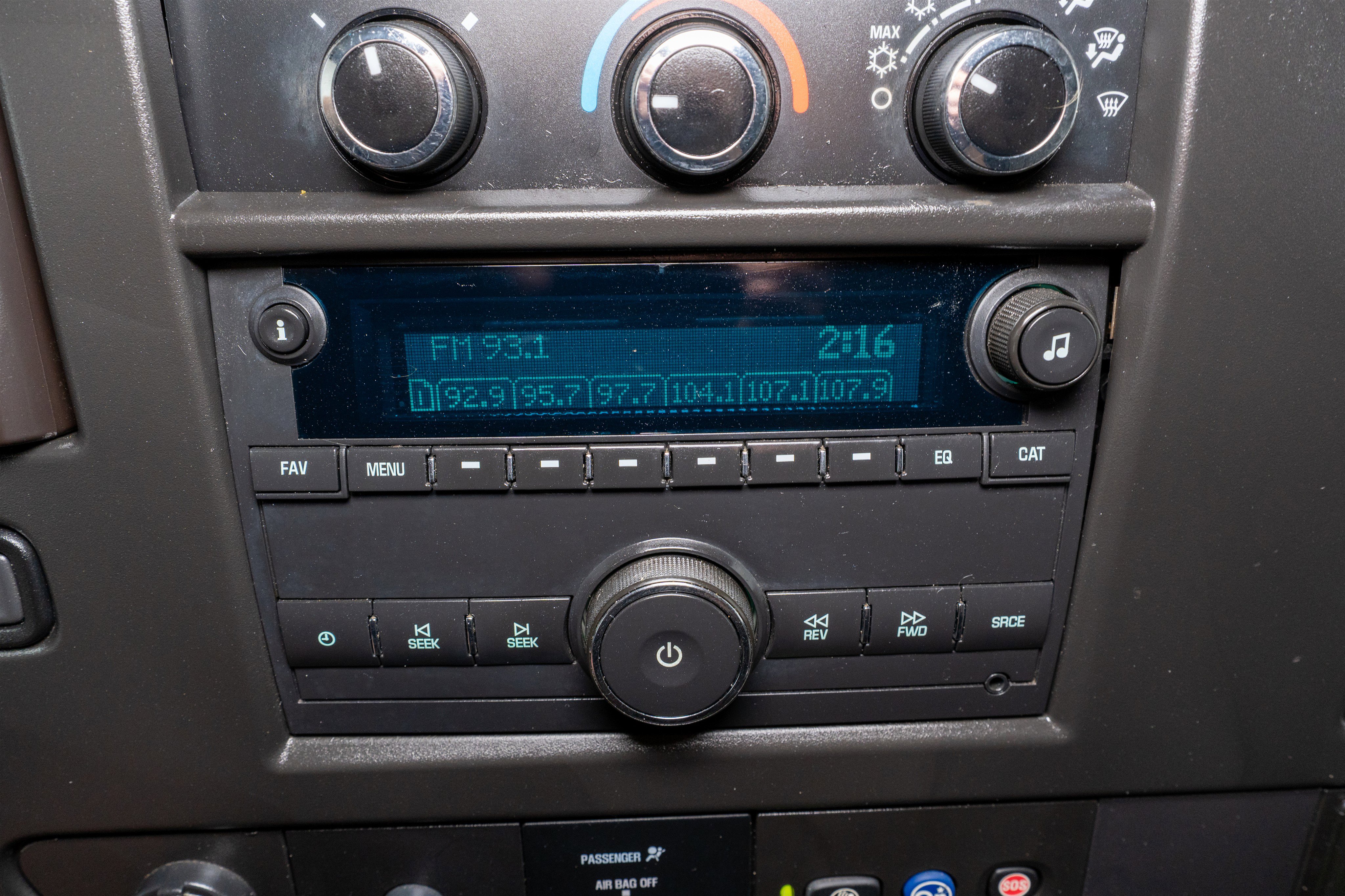 Used 2020 Chevrolet Express 2500 w/ Driver Convenience Package RWD image 20