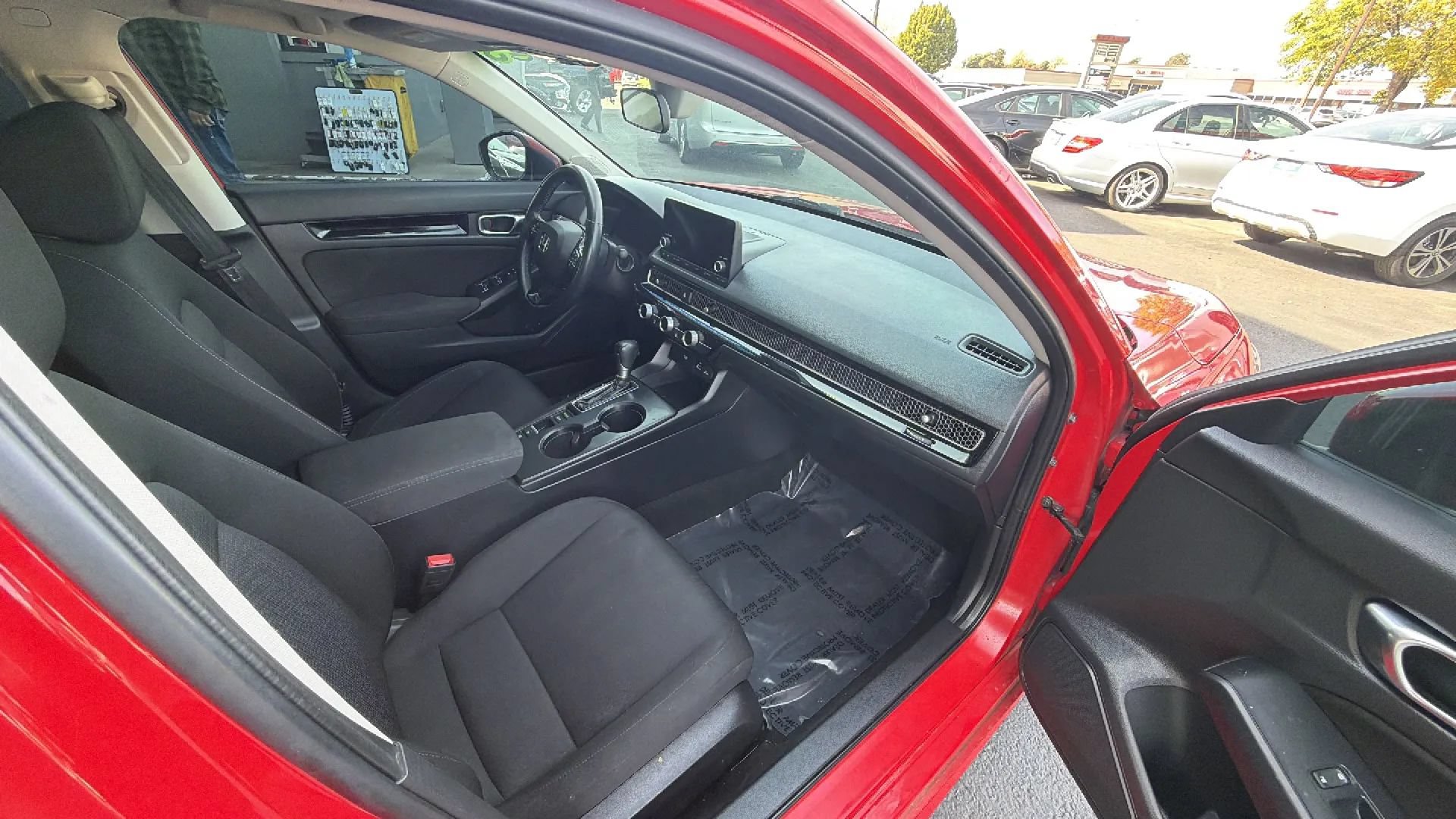 Used 2023 Honda Civic EX image 2