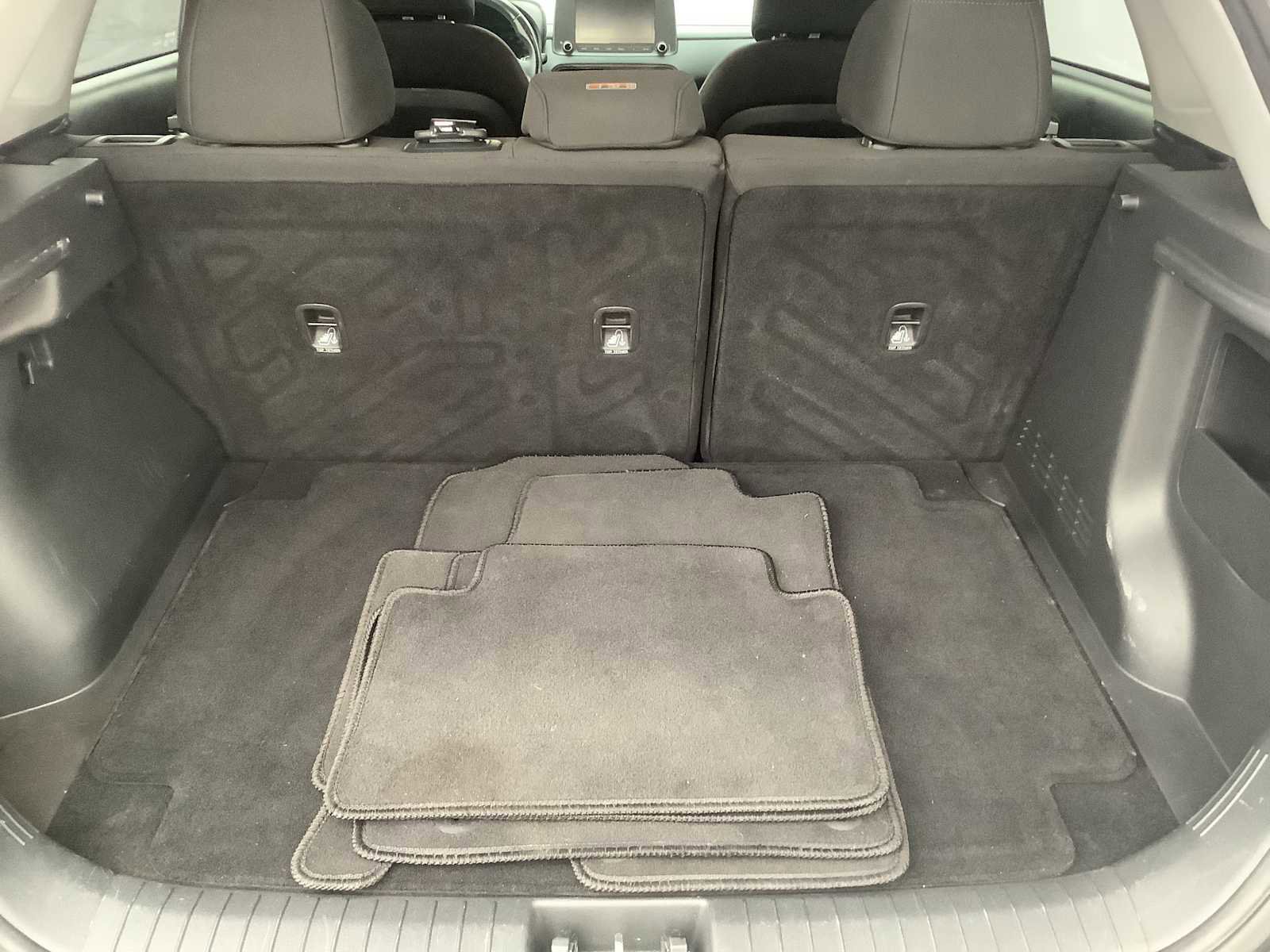 Used 2022 Hyundai Kona SEL w/ Convenience Package image 13