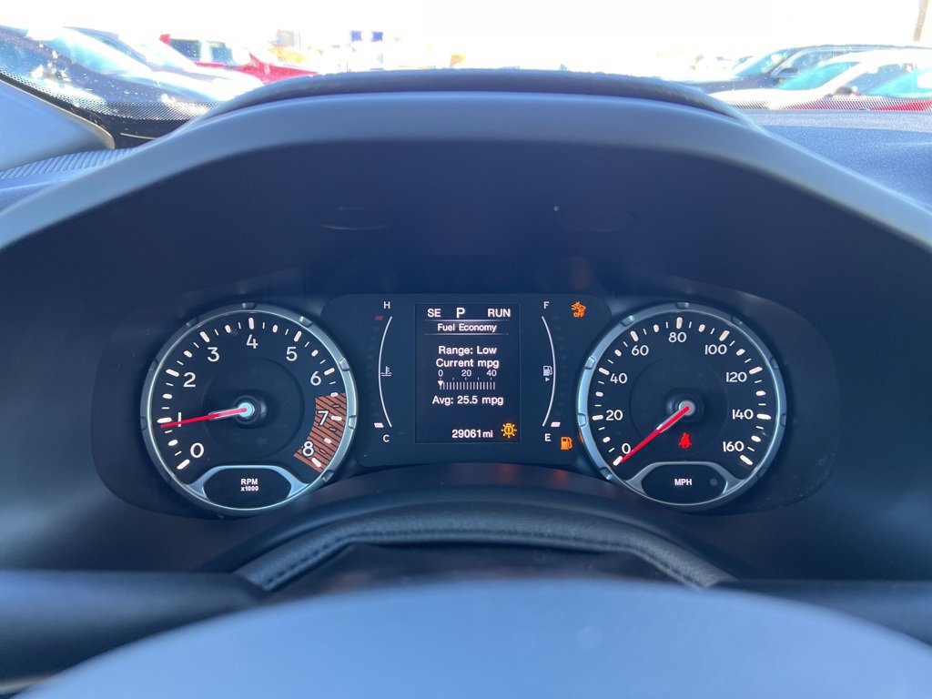 Used 2023 Jeep Renegade Latitude w/ Premium Group image 11