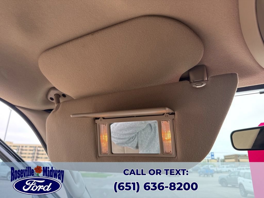 Used 2004 Ford Excursion XLT AWD/4WD image 25