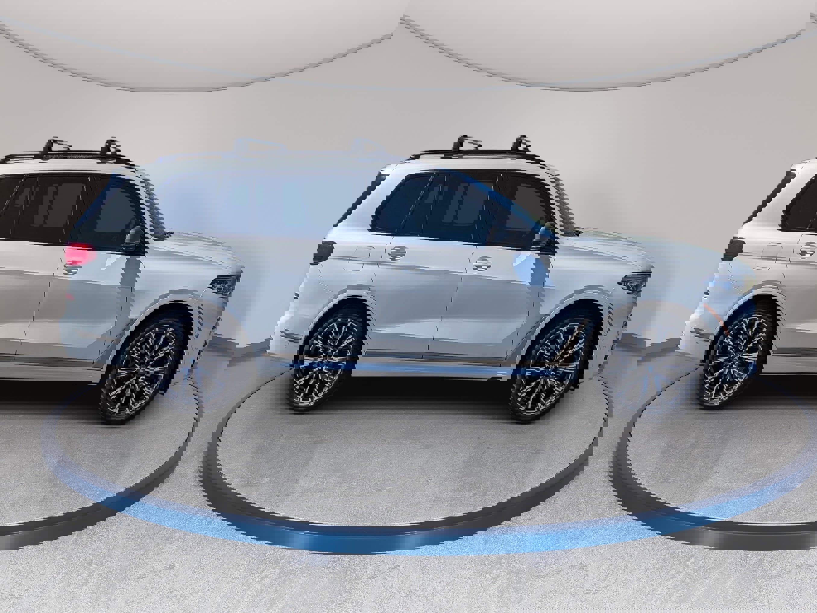 Used 2020 BMW X7 M50i w/ Executive Package image 4