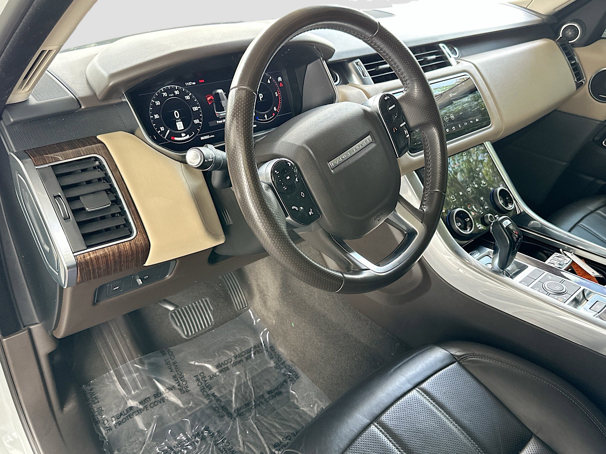 Used 2020 Land Rover Range Rover Sport HSE image 9