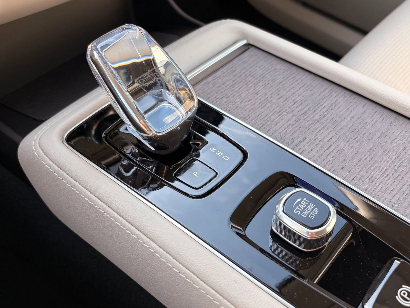 New 2026 Volvo XC90 B6 Ultra image 31