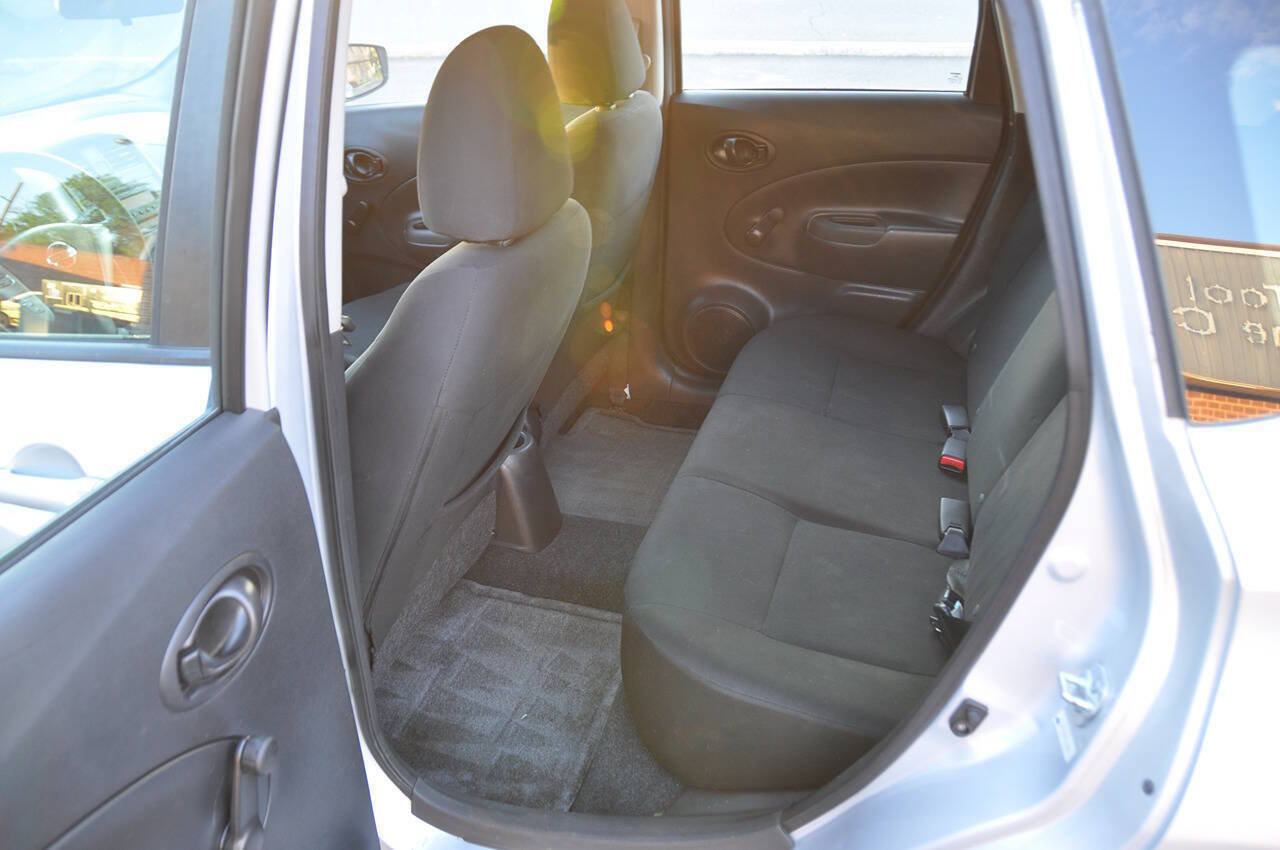 Used 2015 Nissan Versa Note S Plus FWD image 22