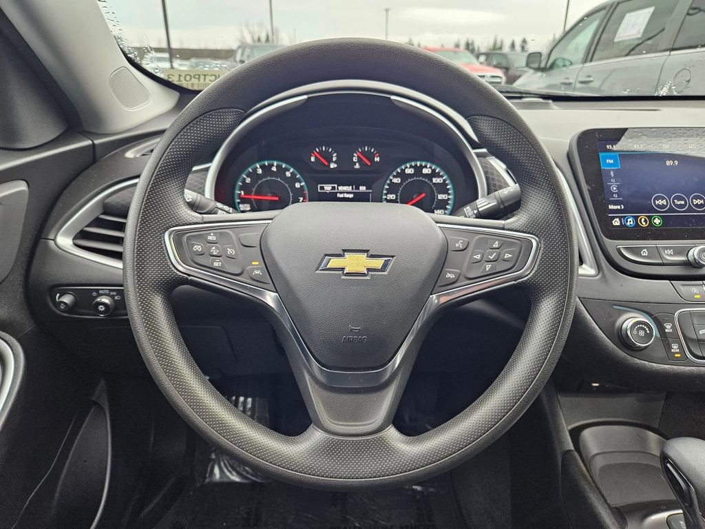 Certified 2025 Chevrolet Malibu LS image 15