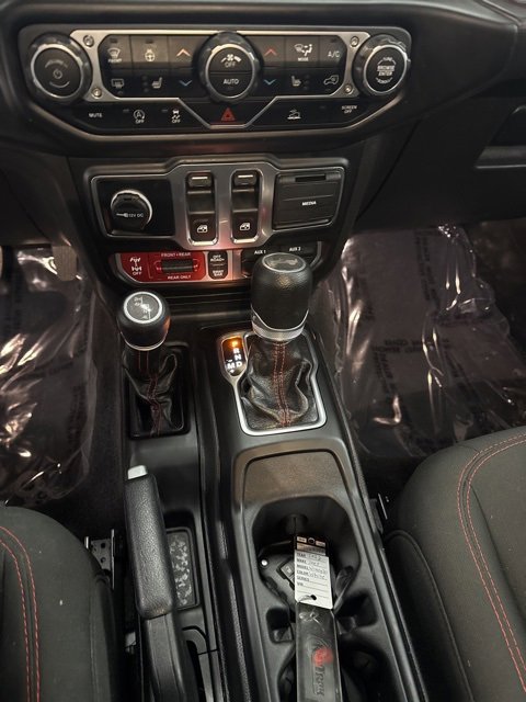 Used 2023 Jeep Wrangler Rubicon w/ Cold Weather Group image 7