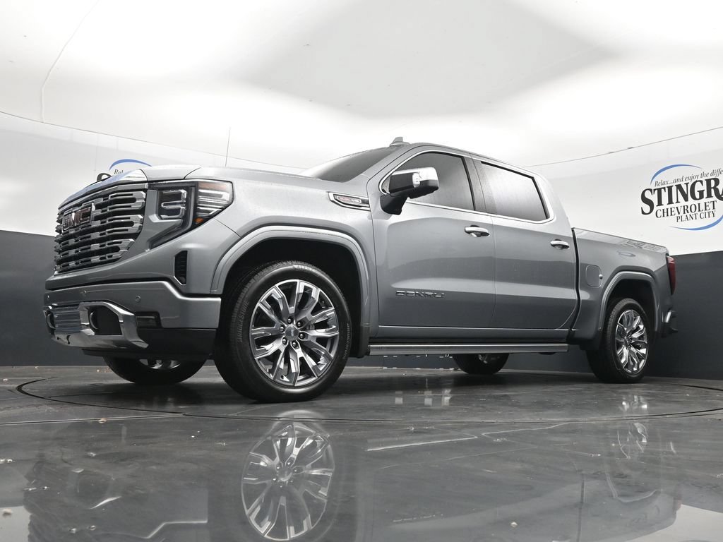 Used 2025 GMC Sierra 1500 Denali w/ Denali Reserve Package AWD/4WD image 28
