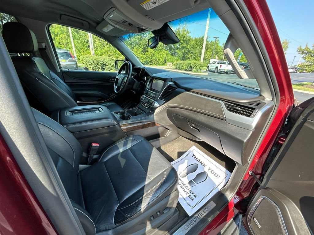 Used 2017 Chevrolet Suburban LT w/ Luxury Package AWD/4WD image 50